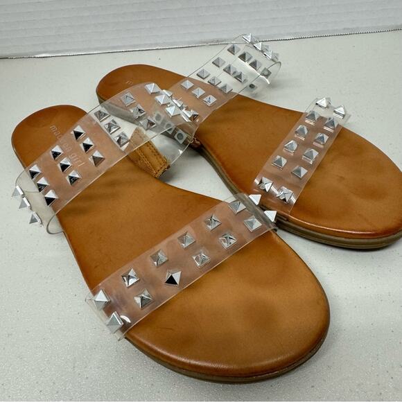 Madden Girl Slip On Silver Studded Vinyl Slides Womens 9 Beach Sandal Flats - Picture 6 of 7